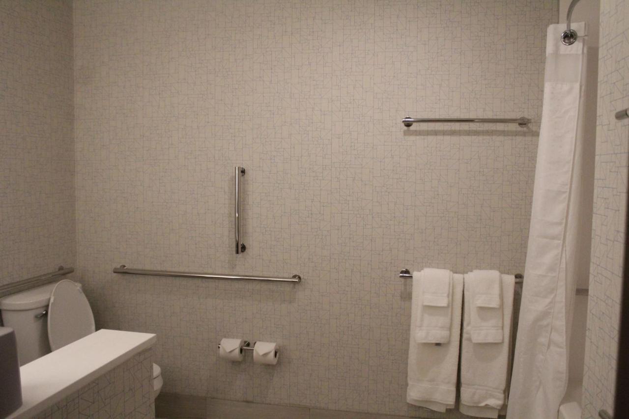 Holiday Inn Express & Suites - Kokomo South By Ihg Екстериор снимка