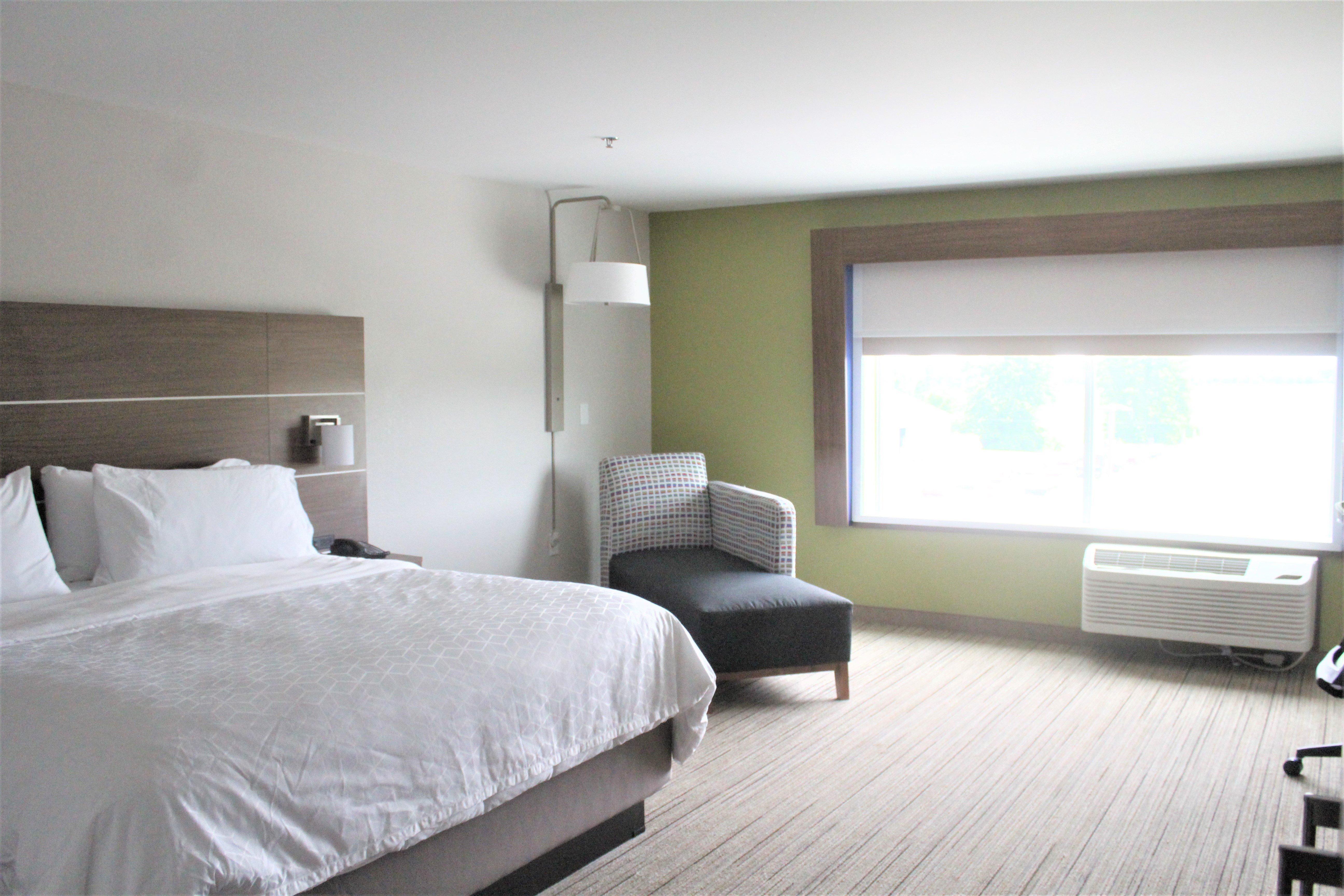 Holiday Inn Express & Suites - Kokomo South By Ihg Екстериор снимка