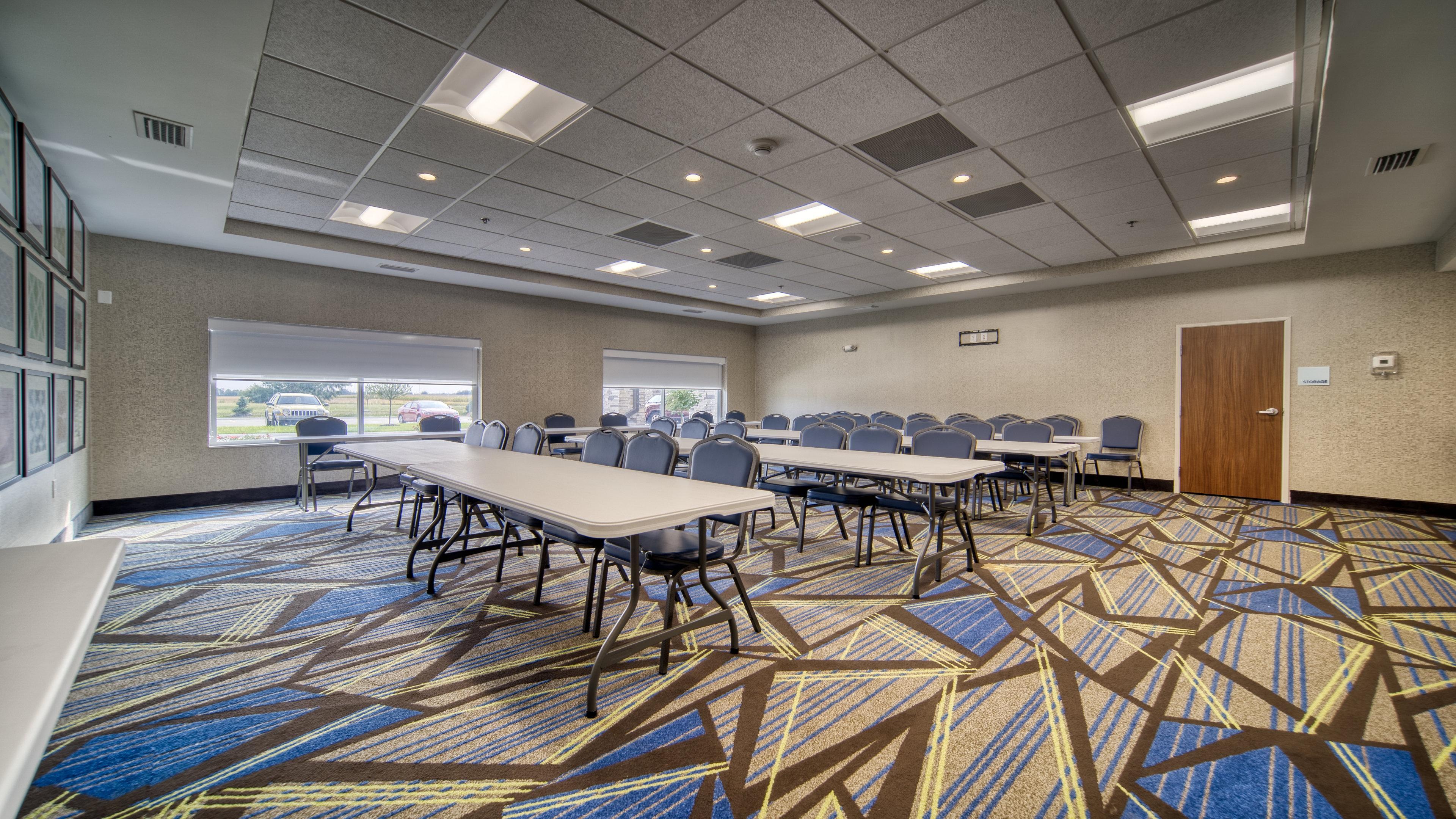 Holiday Inn Express & Suites - Kokomo South By Ihg Екстериор снимка