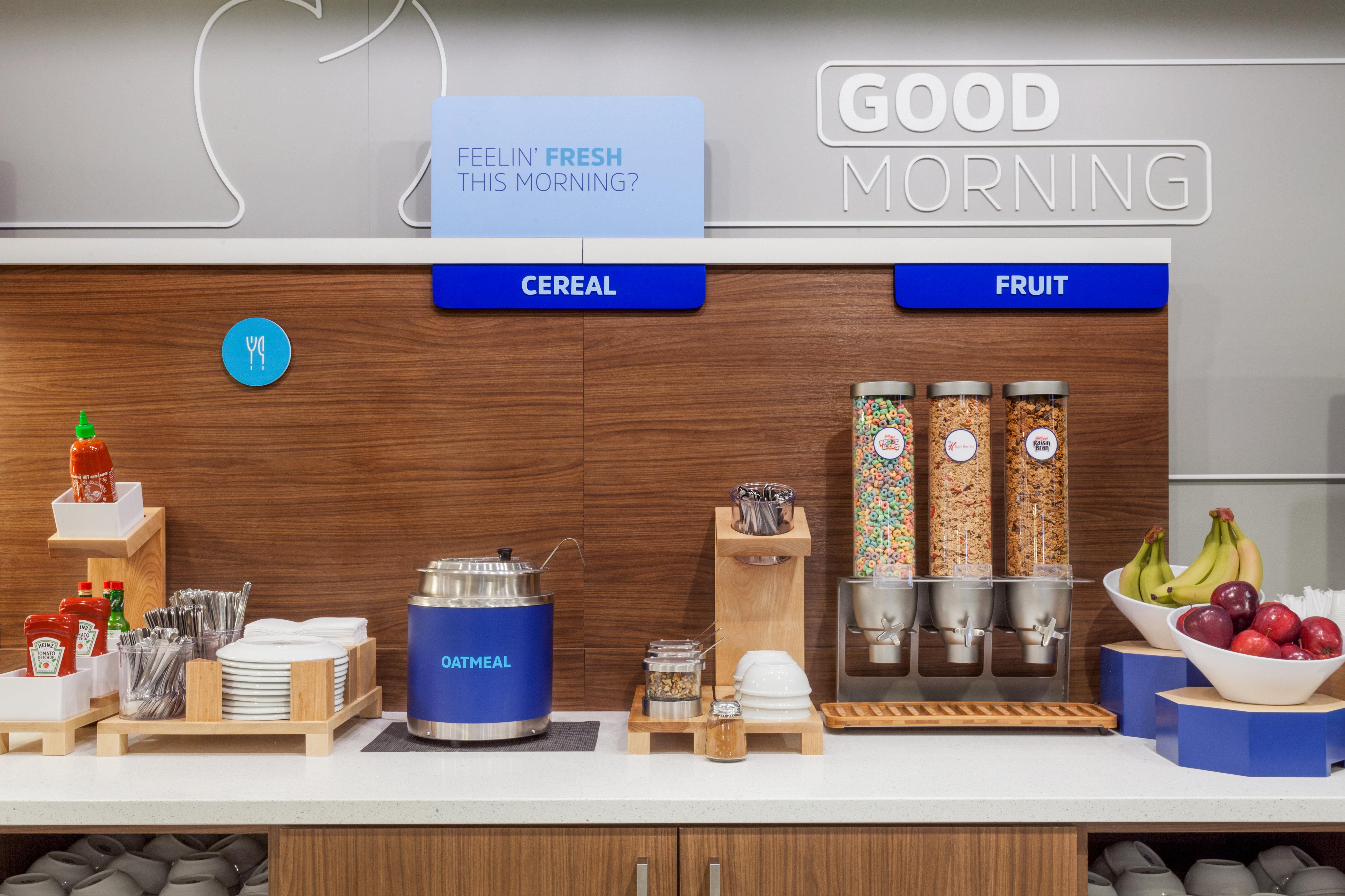 Holiday Inn Express & Suites - Kokomo South By Ihg Екстериор снимка