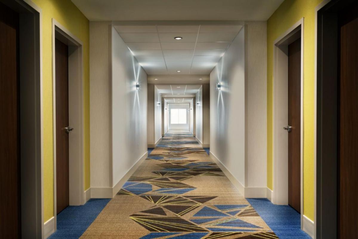 Holiday Inn Express & Suites - Kokomo South By Ihg Екстериор снимка